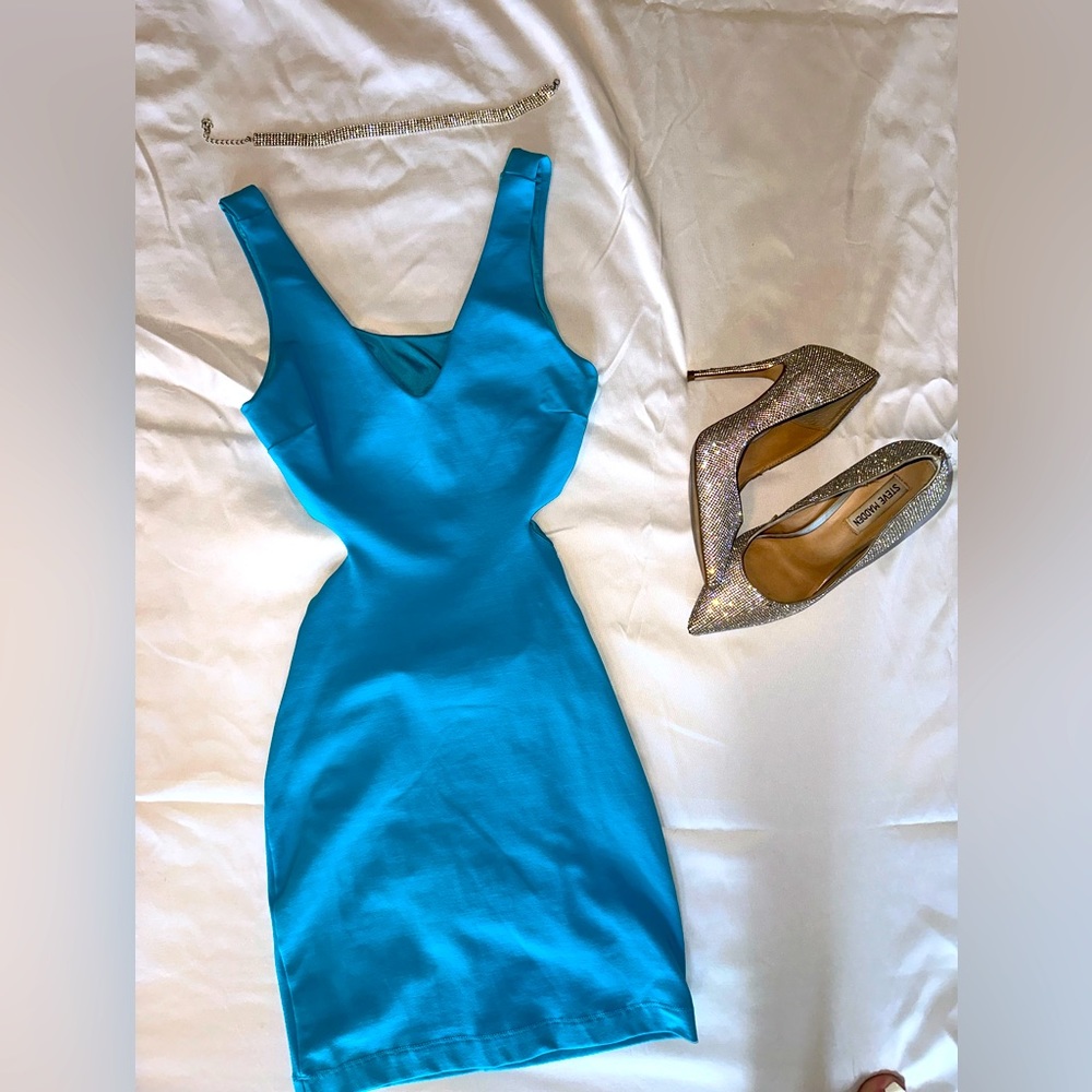 Bebe dress